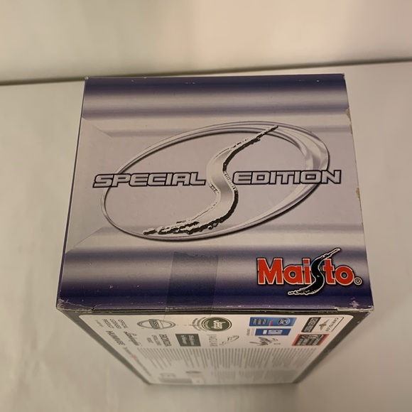 Maisto Special Edition 1970 Dodge Convertible Model Car challenger 1:24 new - Picture 6 of 13